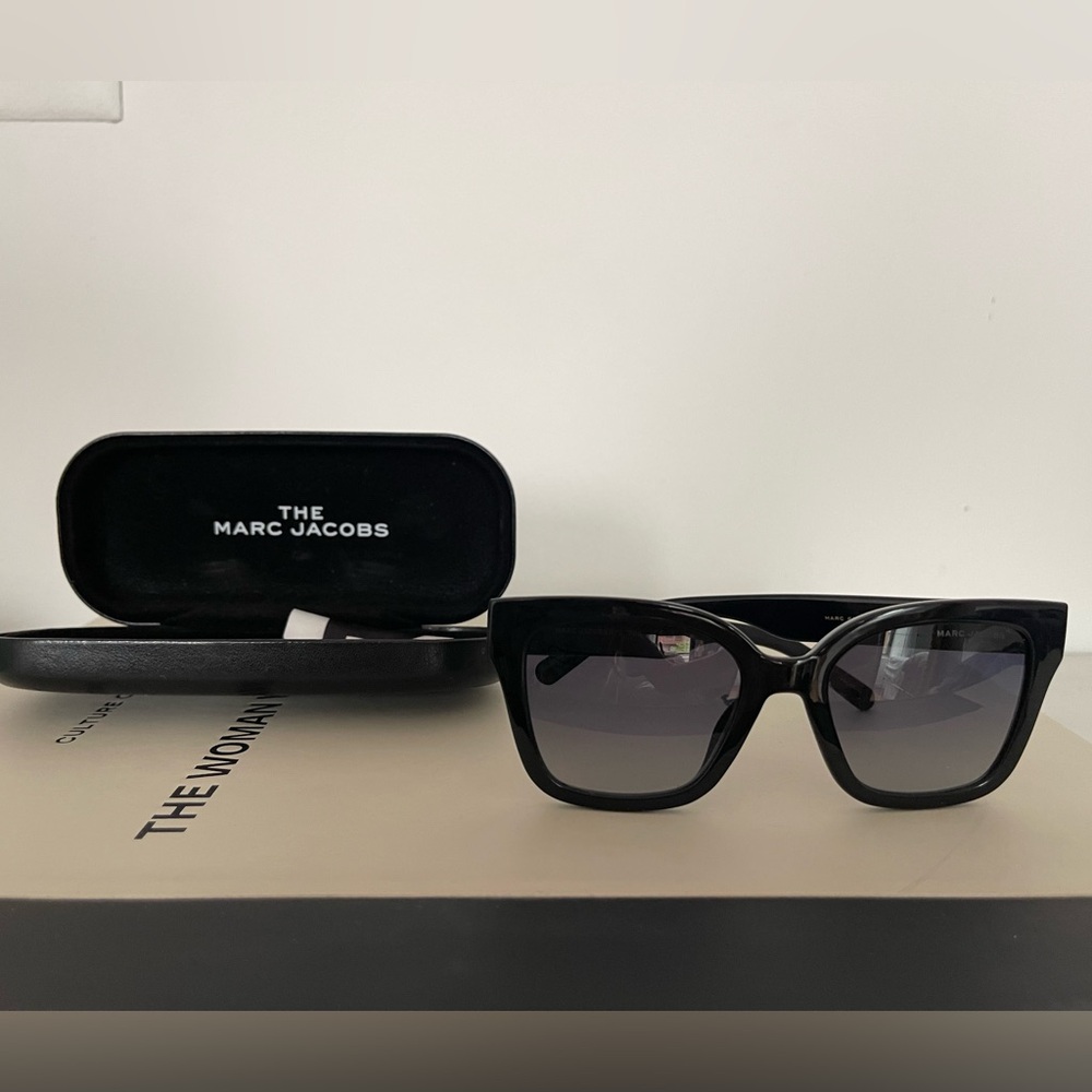 Marc Jacobs Black Oversized Square Sunglasses